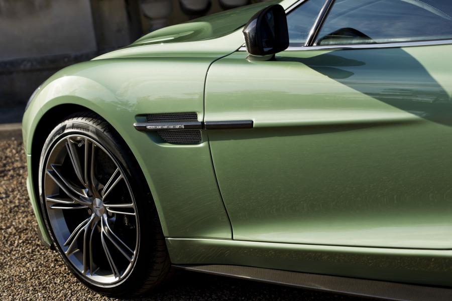 Детали экстерьера Aston Martin Vanquish 2012 года  (UK) (фото 101 из 170)